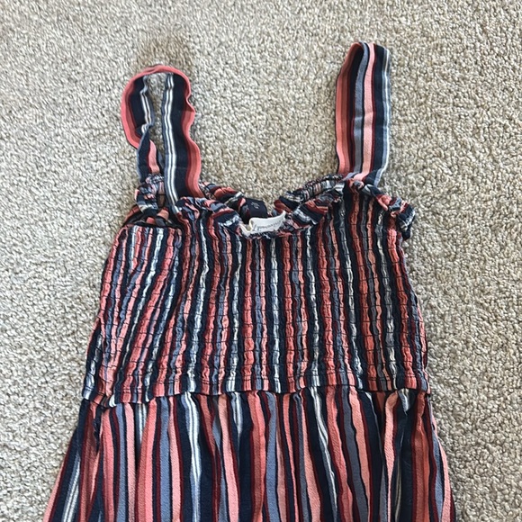 Universal Threads Midi Dress - Picture 5 of 8